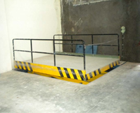 Goods Lift (Closed - 3 Tons)